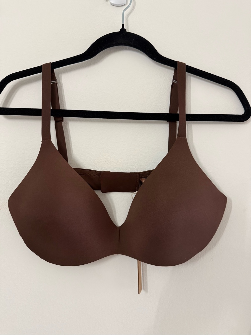 Skims wireless push up plunge bra
